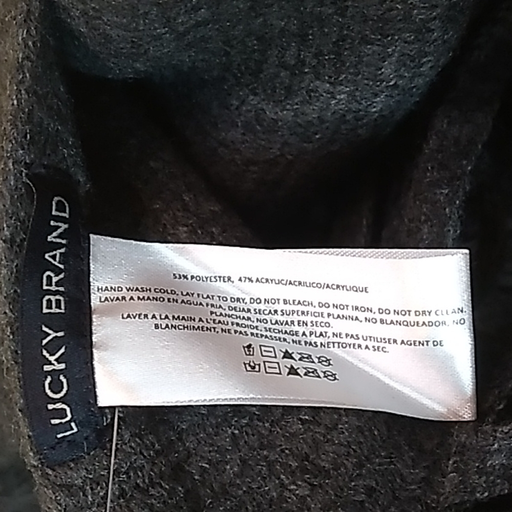 Lucky Brand Dark Gray Scarf 18 x 90 inches including the fringe. NWT - Picture 4 of 7